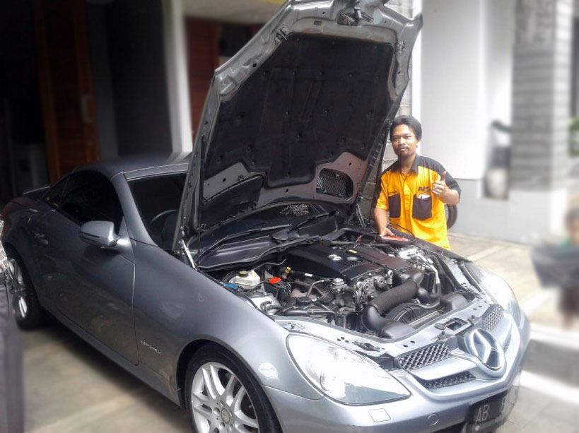 aki mercy slk