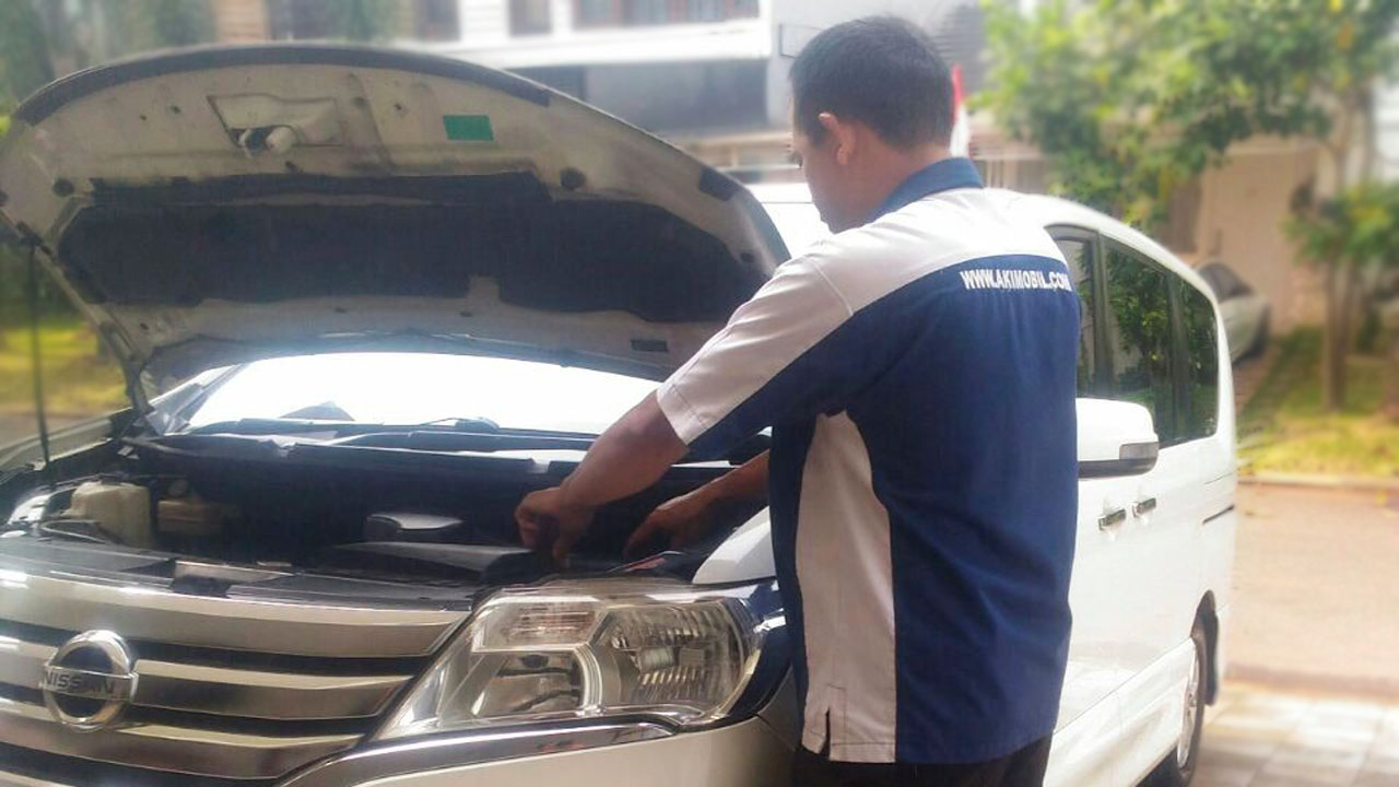 irin dan nissan serena
